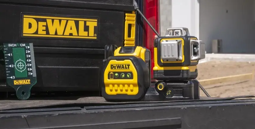 Dewalt Dce089ng18 Self-levelling Cross Line Laser Instruction Manual Dewalt Dce089ng18 Self-levelling Cross Line Laser Instruction Manual