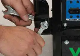 DuroMax XP12000EH Generator 12000 Watt Gas or Propane - GENERATOR SETUP 11