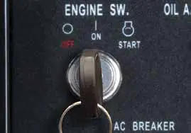 DuroMax XP12000EH Generator 12000 Watt Gas or Propane - STARTING THE GENERATOR 23