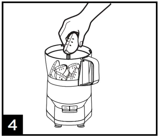 Commercial CHEF CHFP4MB 4 Cups 450 Watt Black 2 Blade Food Processor - FIG4