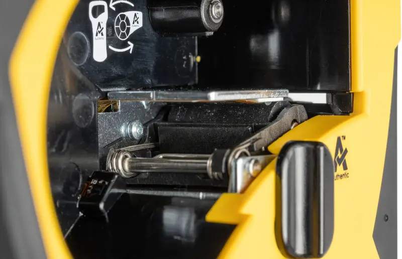 BRADY-M211-Portable-Bluetooth-Label-Printer-28