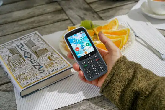 Doro 730x Mobile Phone User Guide Doro 730x Mobile Phone User Guide