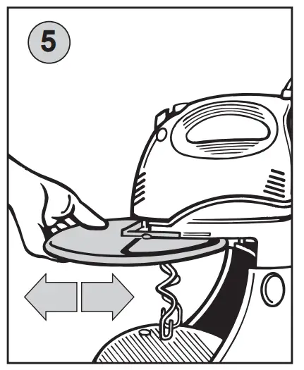 Attaching and removing the lid