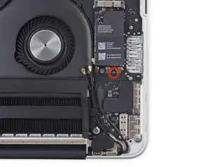 IFIXIT-MacBook-Pro-13Inch-Retina-Display-Mid-2014-AirPort-Board-Replacement-10