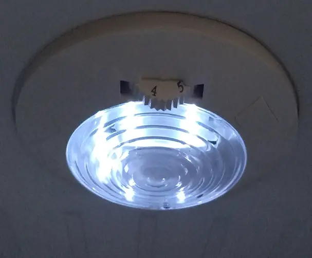 STIRLING 115L Bar Fridge STR-HVBF - Thermostat control