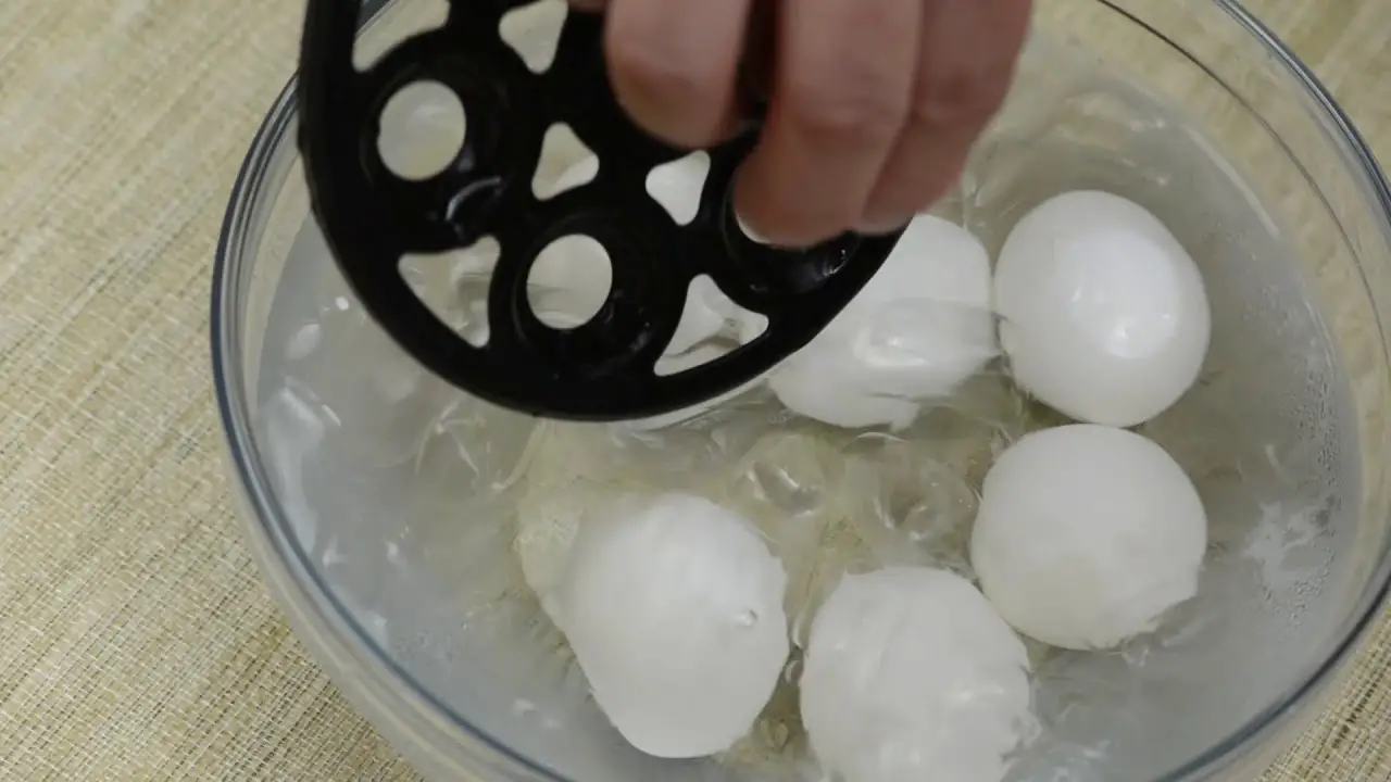 Chefman Double Decker Egg Cooker User Guide Chefman Double Decker Egg Cooker User Guide