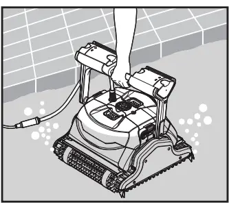 maytronics-DOLPHIN-OASIS-Z5i-Robotic-Pool-Cleaner-FIG13