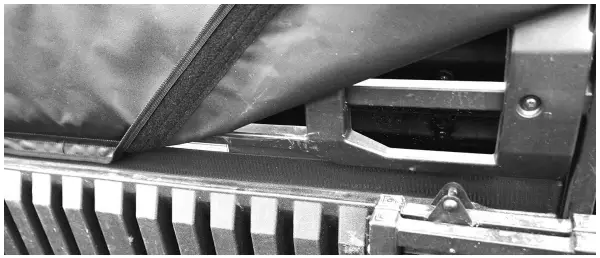 FALCON-RIDG-Mule-Pro-FX-TFull-Cab-&amp-Vented-Windshield-FIG-10