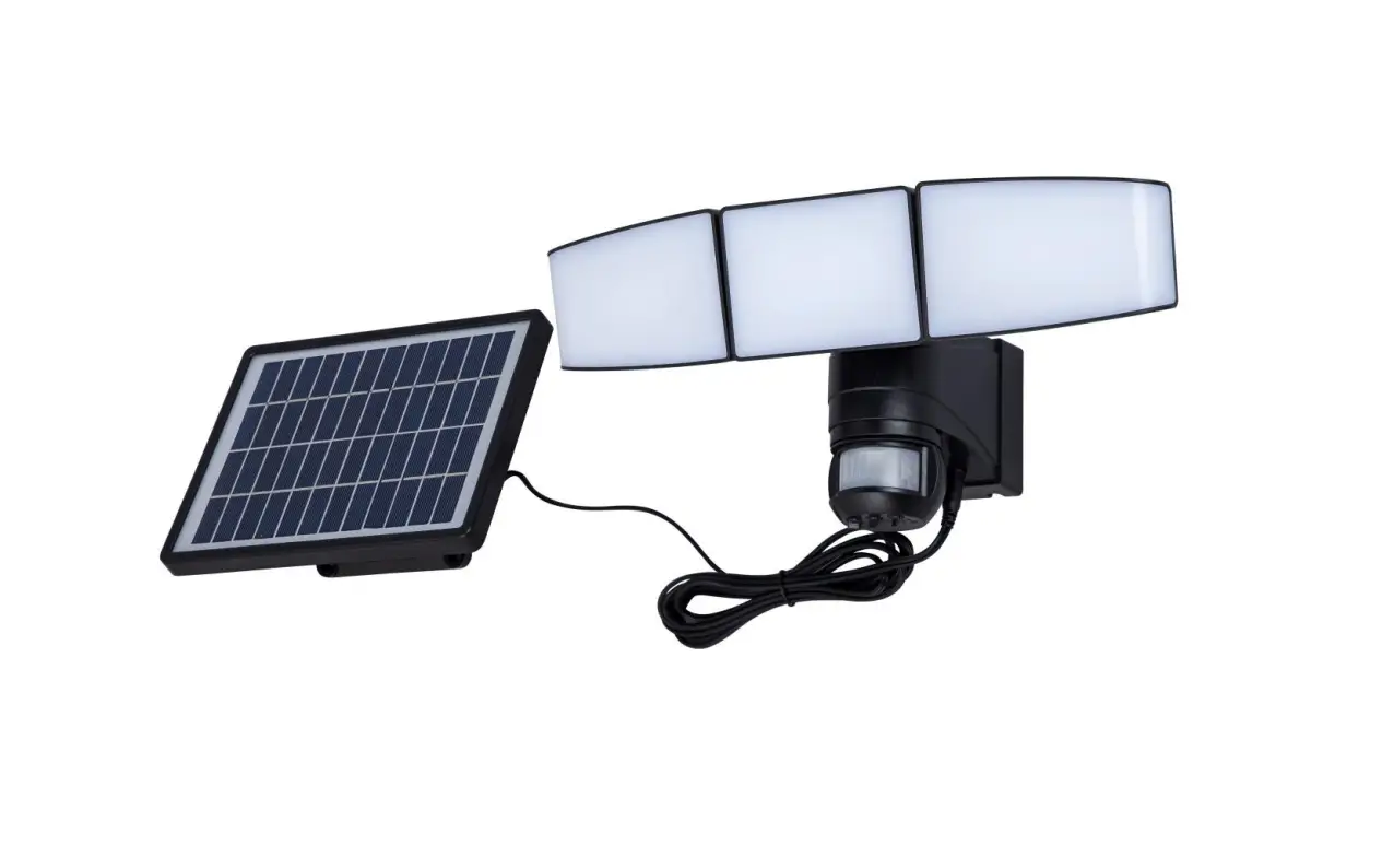 Wetelux 97 53 50 Solar Floodlight With Motion Sensor Instruction Manual