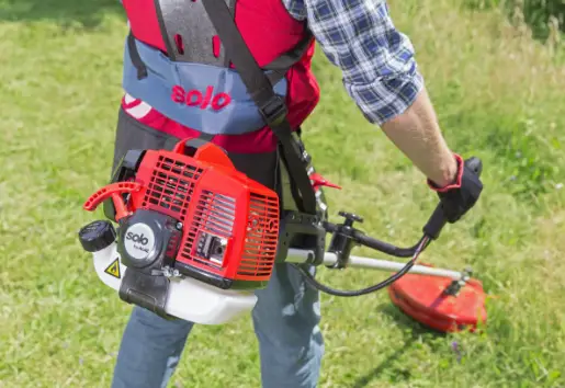 Solo Al-ko 141 B Petrol Brushcutter User Manual Solo Al-ko 141 B Petrol Brushcutter User Manual