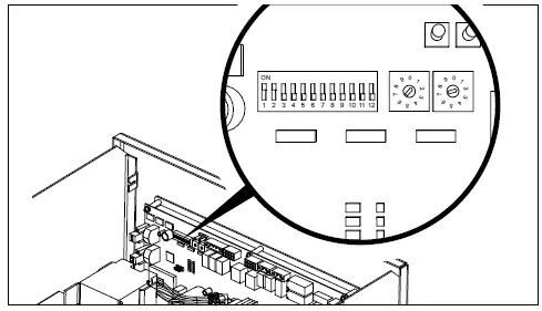 CHAMPION-102007-Automatic-Transfer-Switch-with-Axis-Controller-Module- (12)