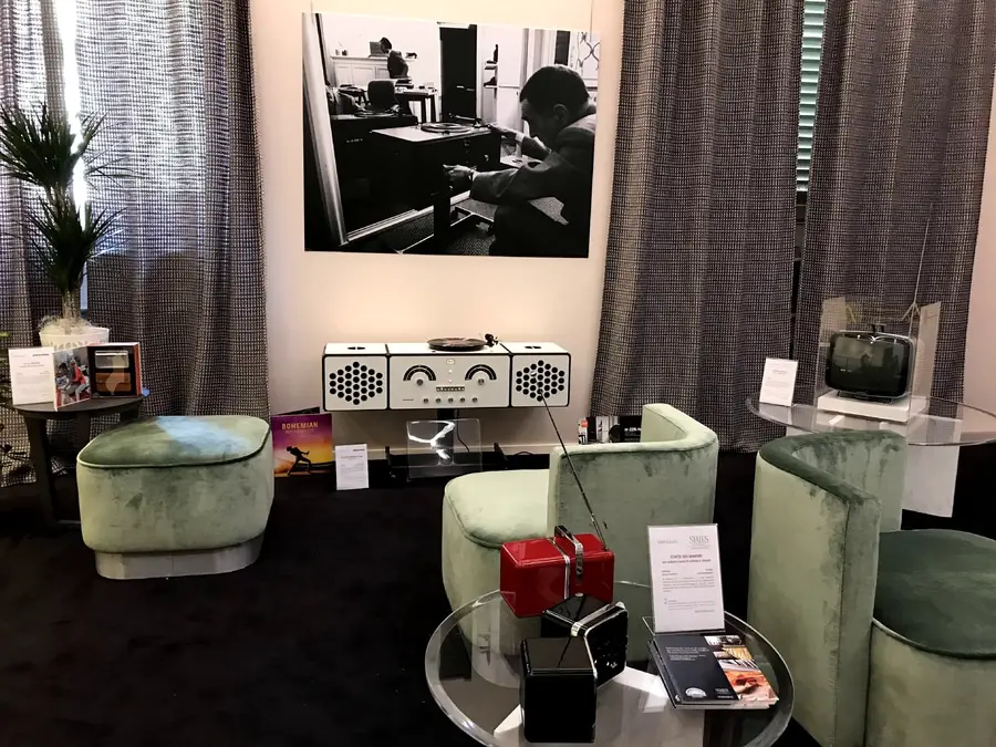 Radio Cubo Ts522d+s Bluetooth Speaker User Guide Radio Cubo Ts522d+s Bluetooth Speaker User Guide