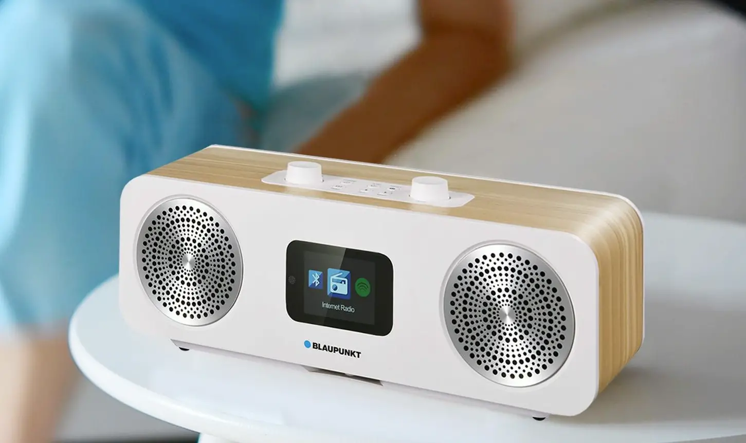 Blaupunkt Ir50dab Internet Radio With Bluetooth And Dab+/fm Tuner Owner's Manual Blaupunkt Ir50dab Internet Radio With Bluetooth And Dab+/fm Tuner Owner's Manual