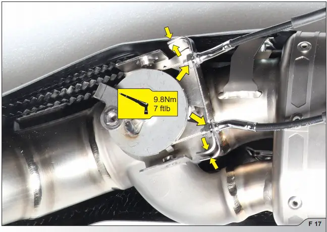 AKRAPOVI Exhaust System Slip-Online f 17