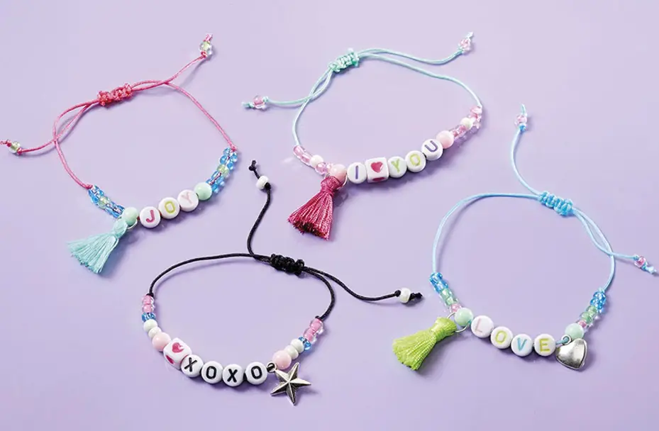 Totum Disney Frozen Make 4 Letter Bracelets product