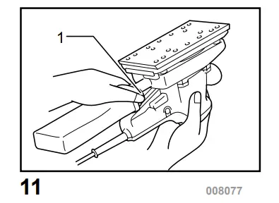 makita BO4900V Finishing Sander-11