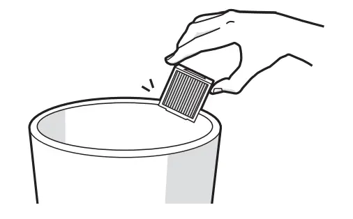 QoQa J7  C755840 iRobot Roomba Combo Floor Cleaners - Filter 1