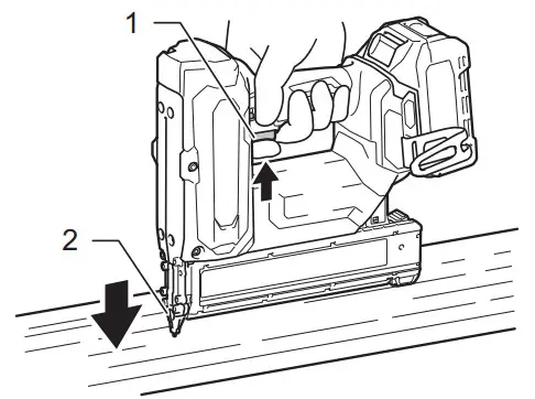 Makita Cordless Brad Nailer FN001G -Driving nails
