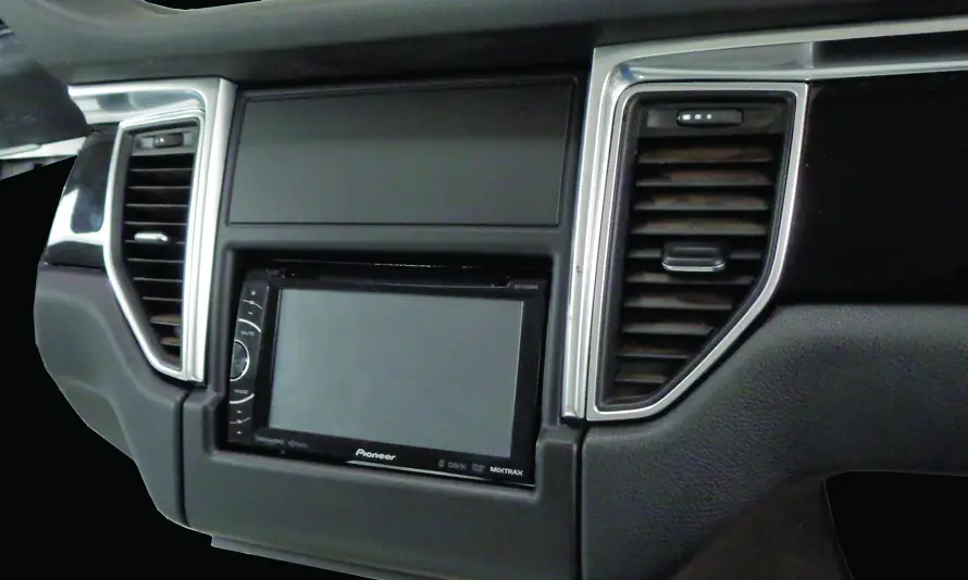 MeTra 95 9616B Double Din Dash Kit -