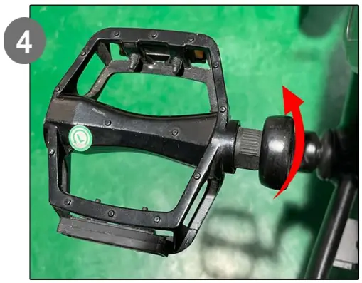 GOTRAX EMERGE 26 Inch Electric Bicycle - 24