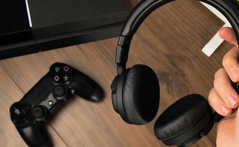 Anko 43-030-675 Bluetooth Metallic Headphones Instruction Manual Anko 43-030-675 Bluetooth Metallic Headphones Instruction Manual