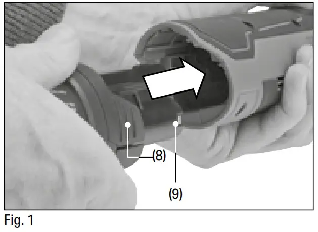 DRAPER 19392 12V Oscillating Multi Tool - Installing and Removing the Battery