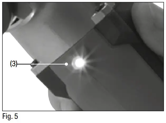 DRAPER 19392 12V Oscillating Multi Tool - Lift the lock lever 1