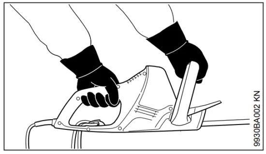 STIHL HSE 42 Very Light 420W Electric Hedge Trimmer - Left handed