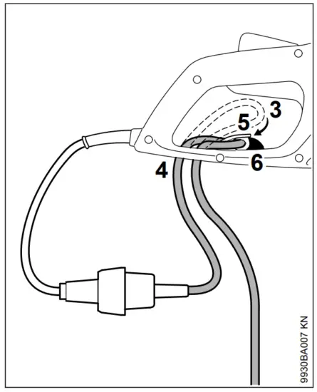 STIHL HSE 42 Very Light 420W Electric Hedge Trimmer - Strain relief