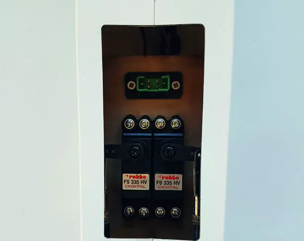 robbe Scirocco S 75m PNP Full-GRP High Performance Glider With 4 Flap Wing - figure 4