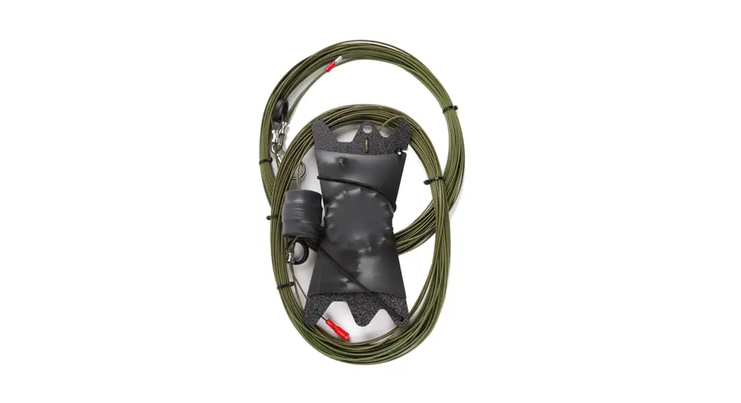 Chameleon Antenna Cha Lefs 8010 Lightweight End Fed Halfwave Sloper Instruction Manual