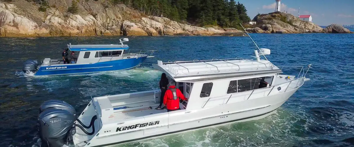 Kingfisher 3125 & 3425 Gfx Offshore Welded Adventure Boats User Manual Kingfisher 3125 & 3425 Gfx Offshore Welded Adventure Boats User Manual