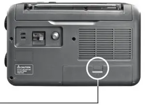 C CRANE CEPRO CCRadio-EP Pro AM FM-Installing the Batteries