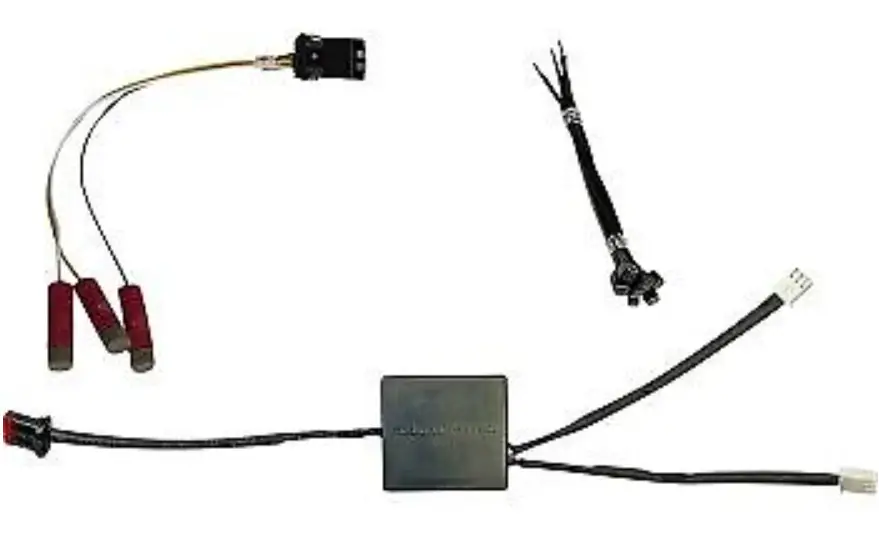 Custom Dynamics CD-ALT-BS-UNV Universal Alternating Brake Strobe