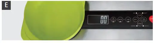 nutrichef Vacuum Sealer User Manual - Place the food to be weighed on the platform