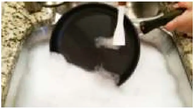 Swiss Diamond XD Classic Induction Fry Pan fig 4