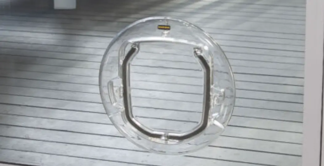 Hakuna Pets 1158, 1159 Ultra Clear Pet Door Owner's Manual