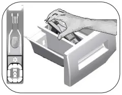 Cleaning the detergent drawer