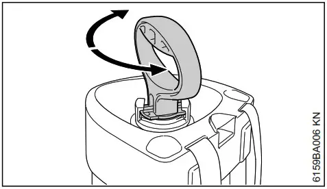 STIHL SG 21 Hand Sprayer - Pump 1