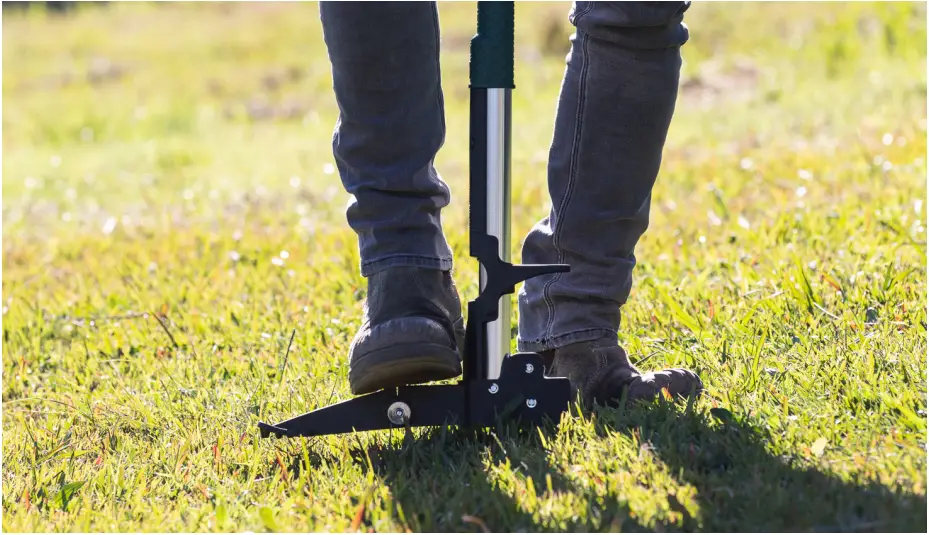 HOSELINK US6581N Stand Up Weed Puller - entire root