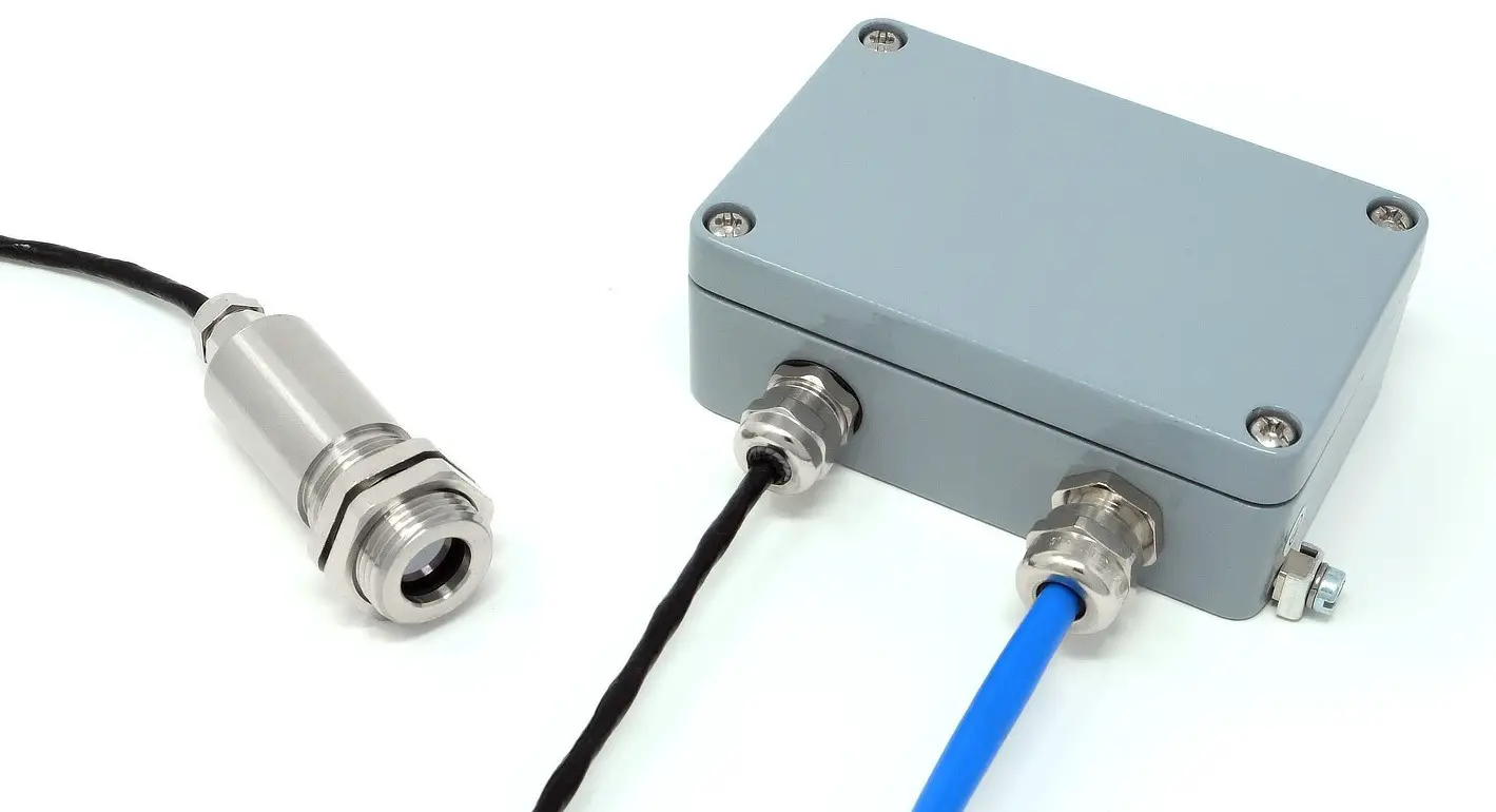 JETEC ExTempMini Series Infrared Temperature Sensor - cover