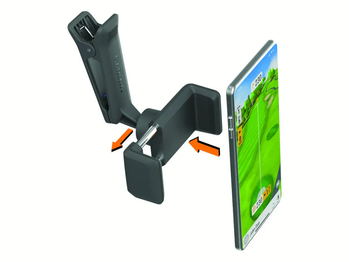 GARMIN APPROACH R10 Portable Golf Launch Monitor Using the Phone Mount 2