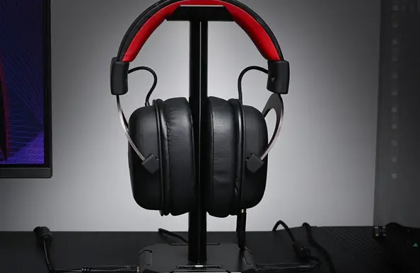 Goodmans 363619 Gaming Headset Stand User Manual Goodmans 363619 Gaming Headset Stand User Manual
