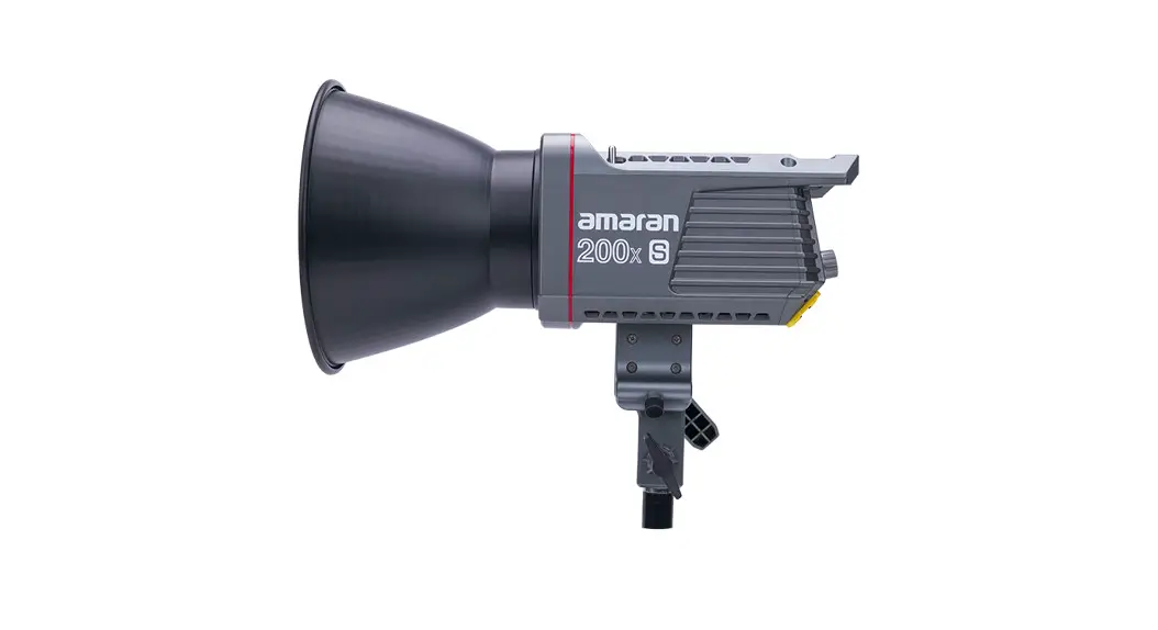 Aputure Amaran 200x S Compact Daylight Point Source Light User Manual Aputure Amaran 200x S Compact Daylight Point Source Light User Manual