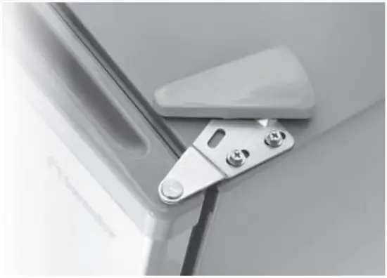 Reversible Door Installation