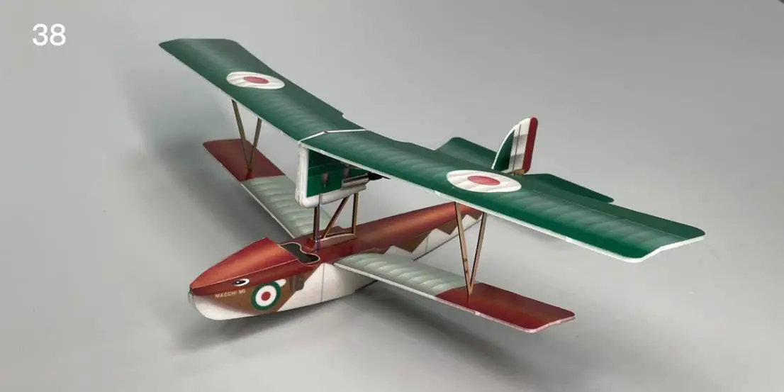 Install the upper wing (insert the top of strut into the installation hole of wing)