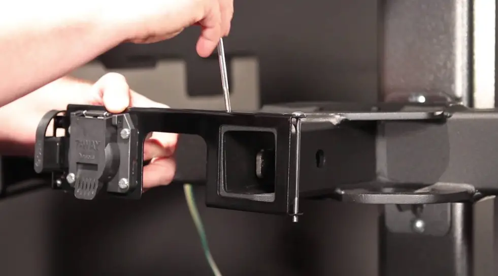 Curt 58000 Easy-mount Electrical Bracket Instruction Manual Curt 58000 Easy-mount Electrical Bracket Instruction Manual