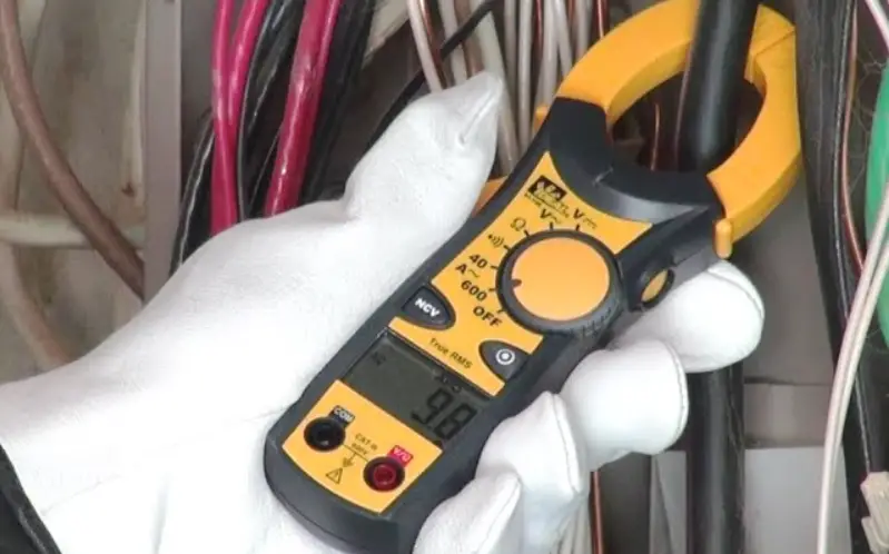 Ideal 660 Aac Clamp Meters User Guide