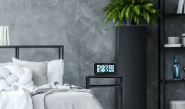 Explore Scientific Rdp1001 Radio Controlled Alarm Clock Instruction Manual