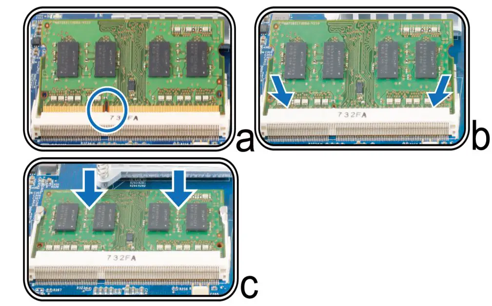 Synology RackStation RS818+RS818RP+ Installation Guide - Insert the new memory module in the slot